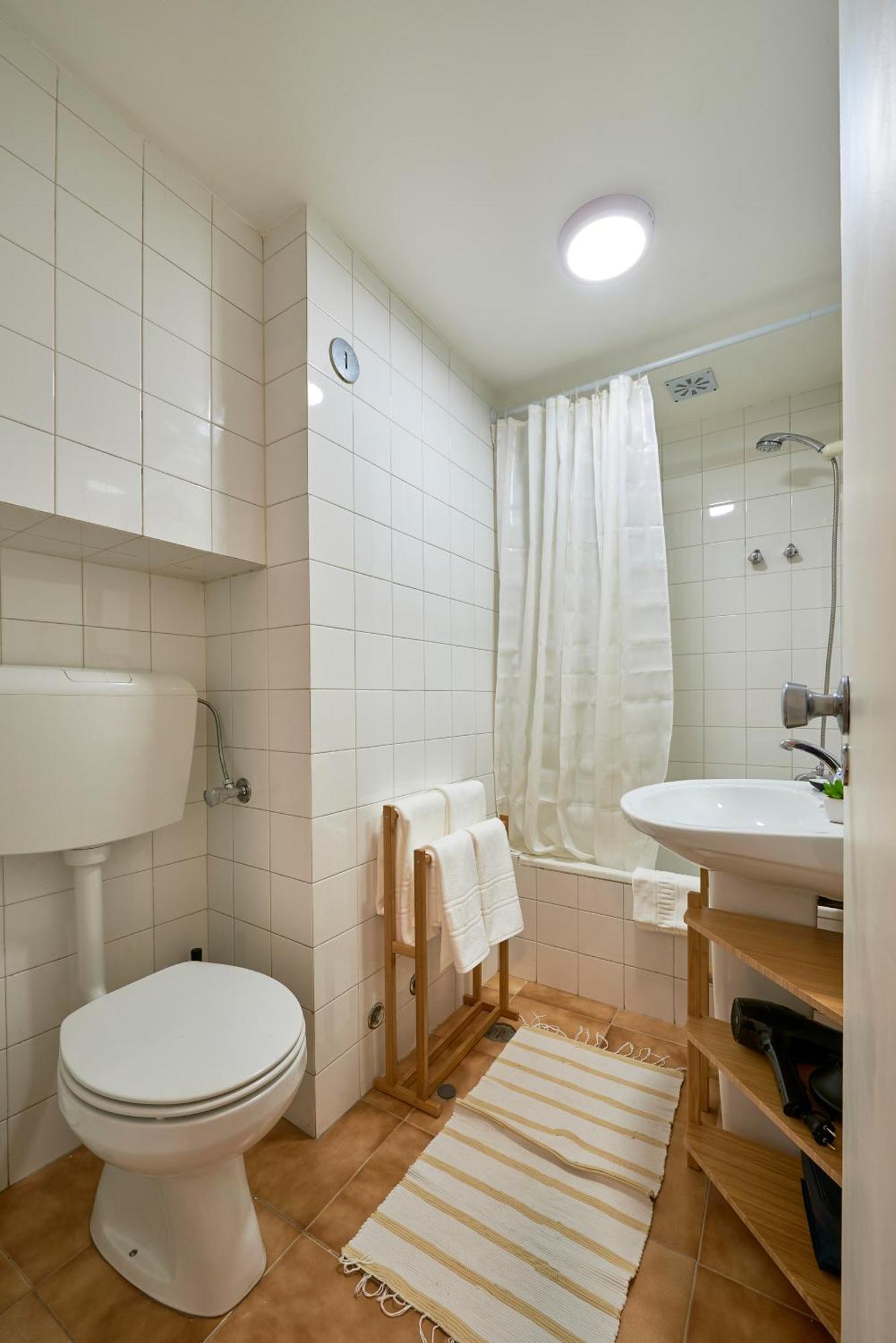 Idyllic Light-filled Alfama Apt, By Timecooler Appartement *