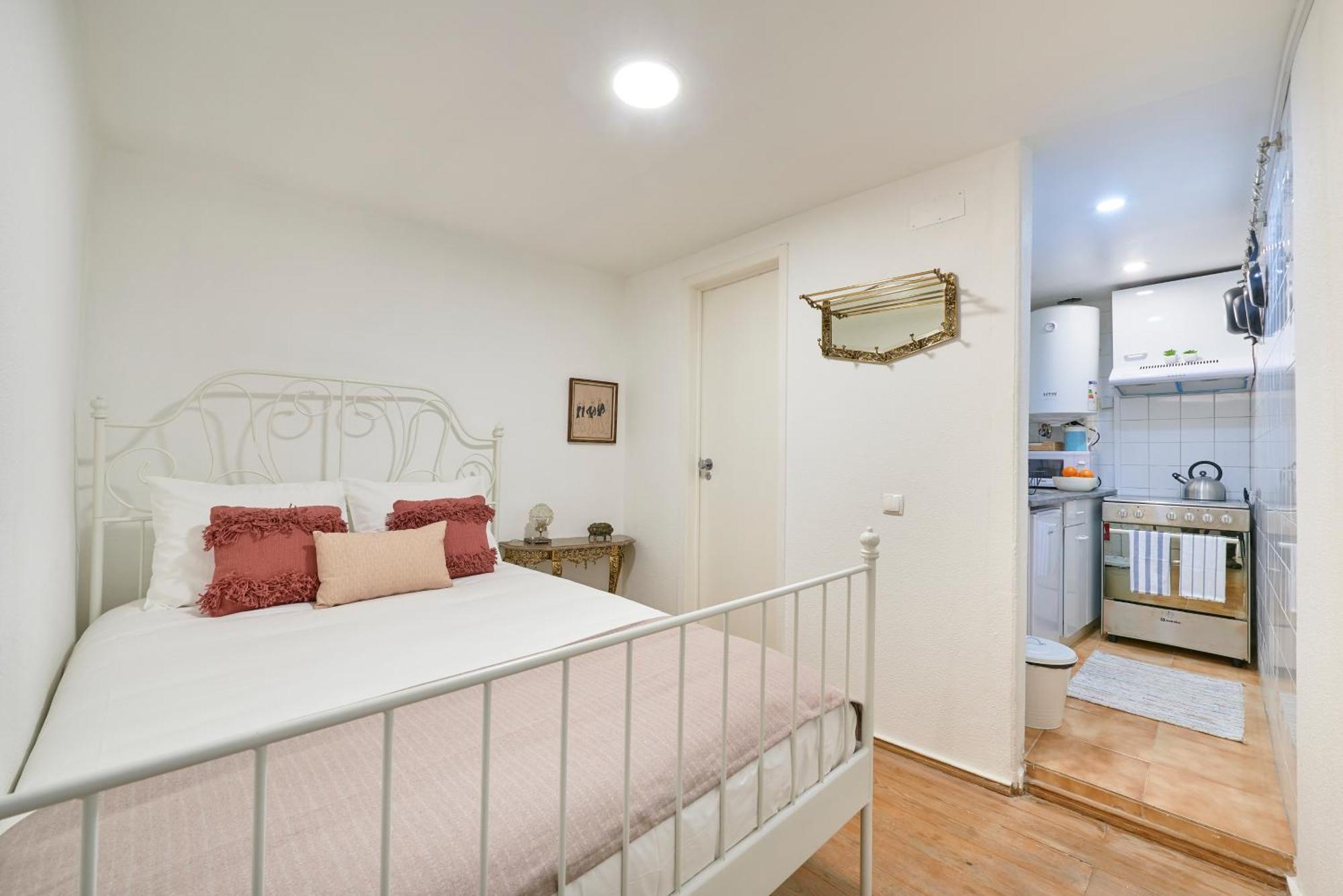 Idyllic Light-filled Alfama Apt, By Timecooler Appartement Lissabon
