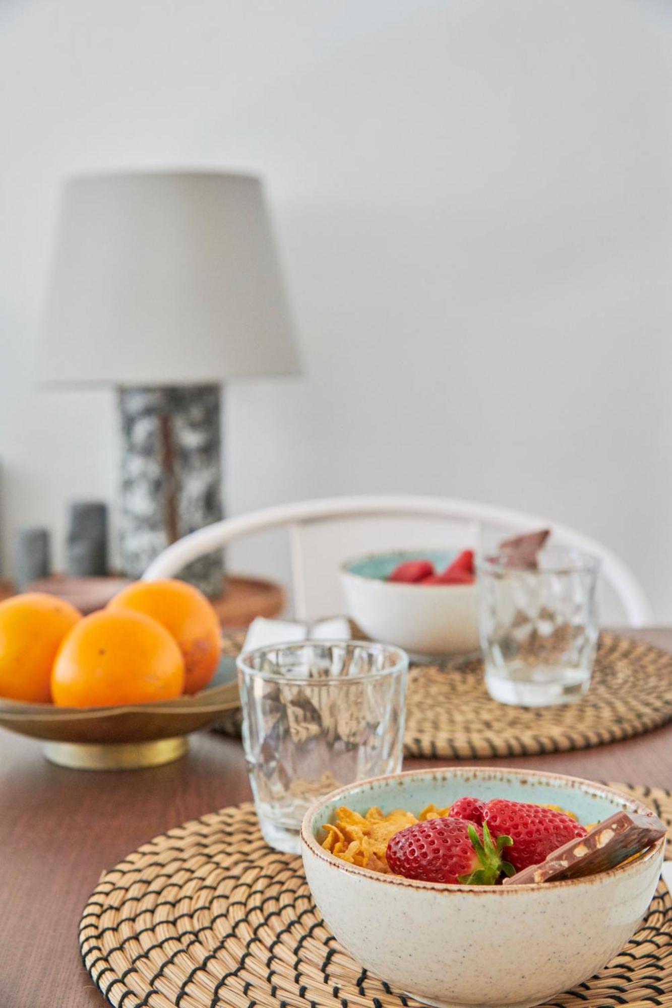 Idyllic Light-filled Alfama Apt, By Timecooler Appartement Lissabon