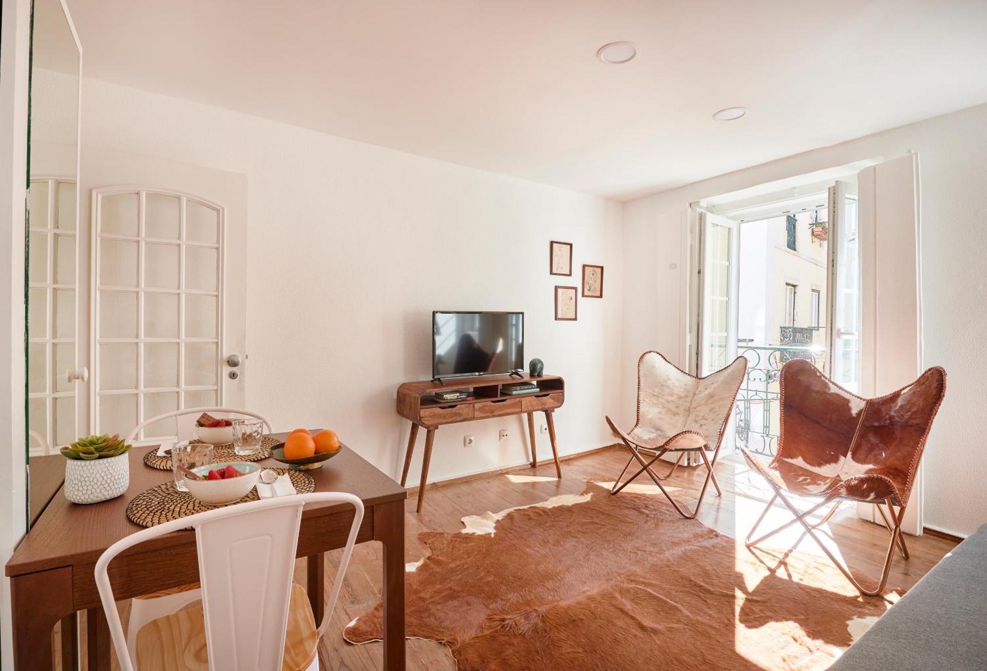 Idyllic Light-filled Alfama Apt, By Timecooler Appartement Lissabon